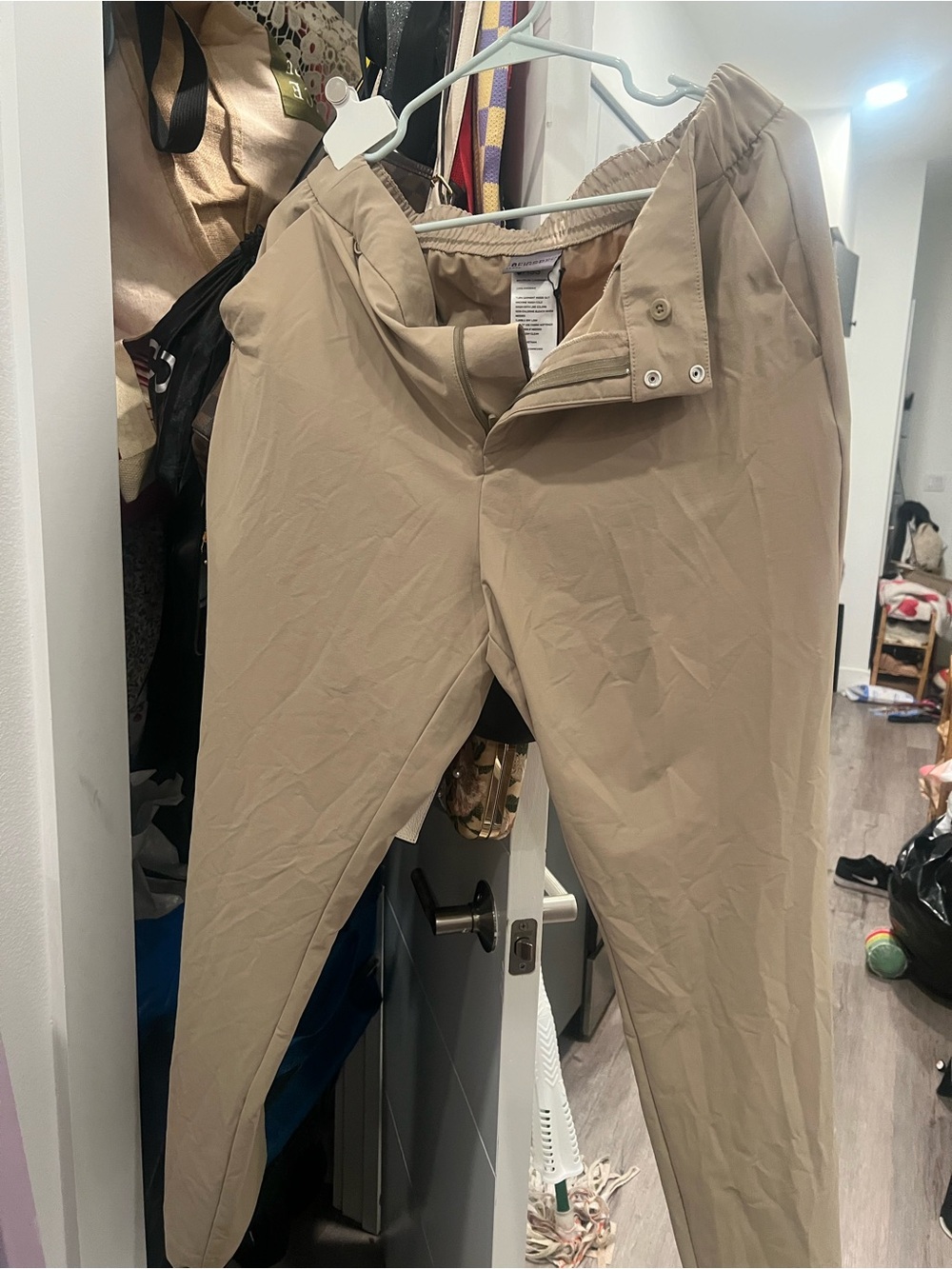 Figs Men's Khaki Elastic-Waist Chinos - Light Beige